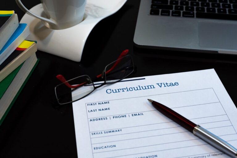 What Are the Key Elements of Effective CV Making?