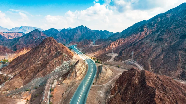The Ultimate Guide to Budget-Friendly Road Trips in the UAE