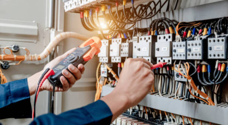 What Training is Required to Become an Electrical Worker?