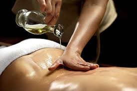The Therapeutic Wonders of Aromatherapy Oil Massage: A Journey to Relaxation and Healing