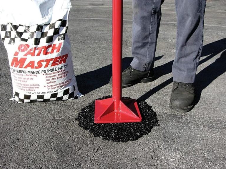 How to Choose the Right Tarmac Repair Service