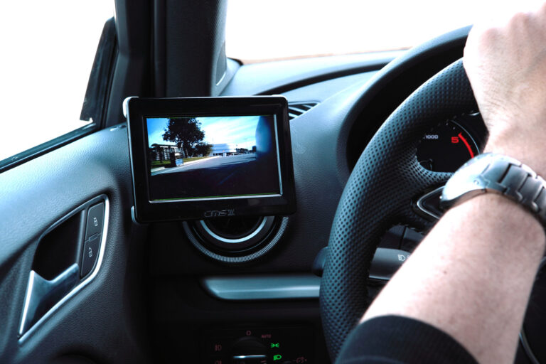 Choosing the Right Reversing Camera: A Buyer’s Ultimate Guide