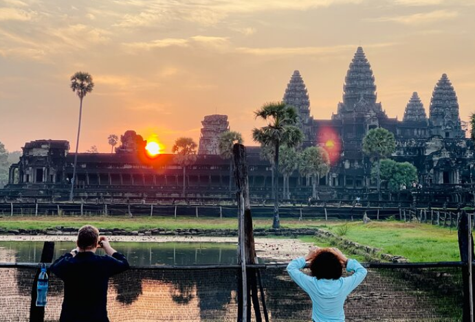 7 Ways to Save on Your Angkor Wat Sunrise Tour