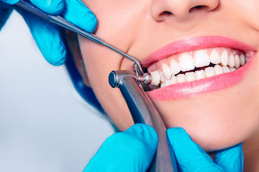Eating, Speaking, Smiling: How Dentures Enhance Everyday Life